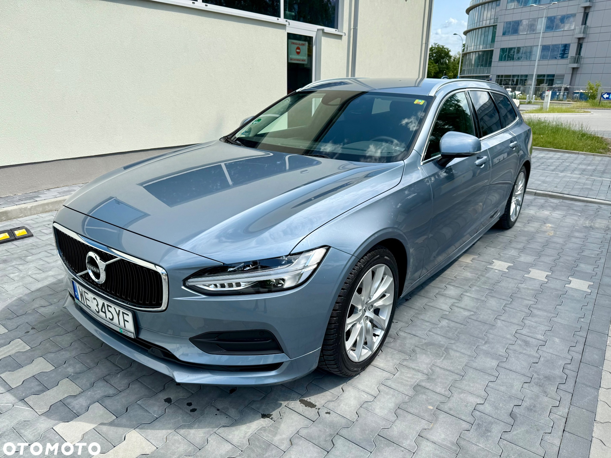 Volvo V90 D4 AWD Momentum - 5