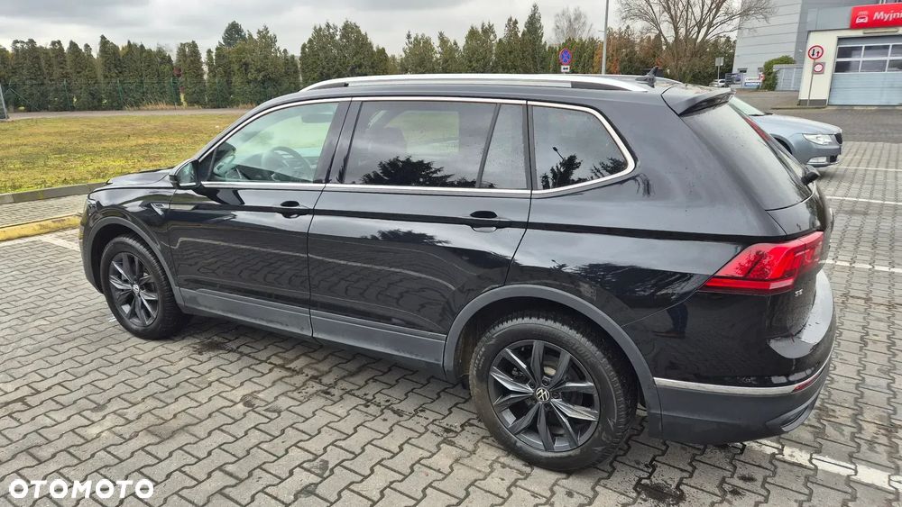 Volkswagen Tiguan - 2