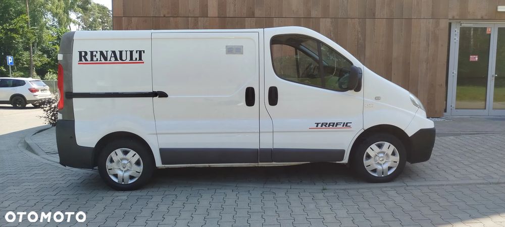 Renault Trafic - 18