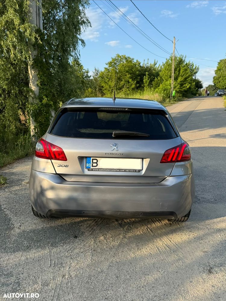 Peugeot 308 1.2 L PureTech Turbo Allure Aut. - 4
