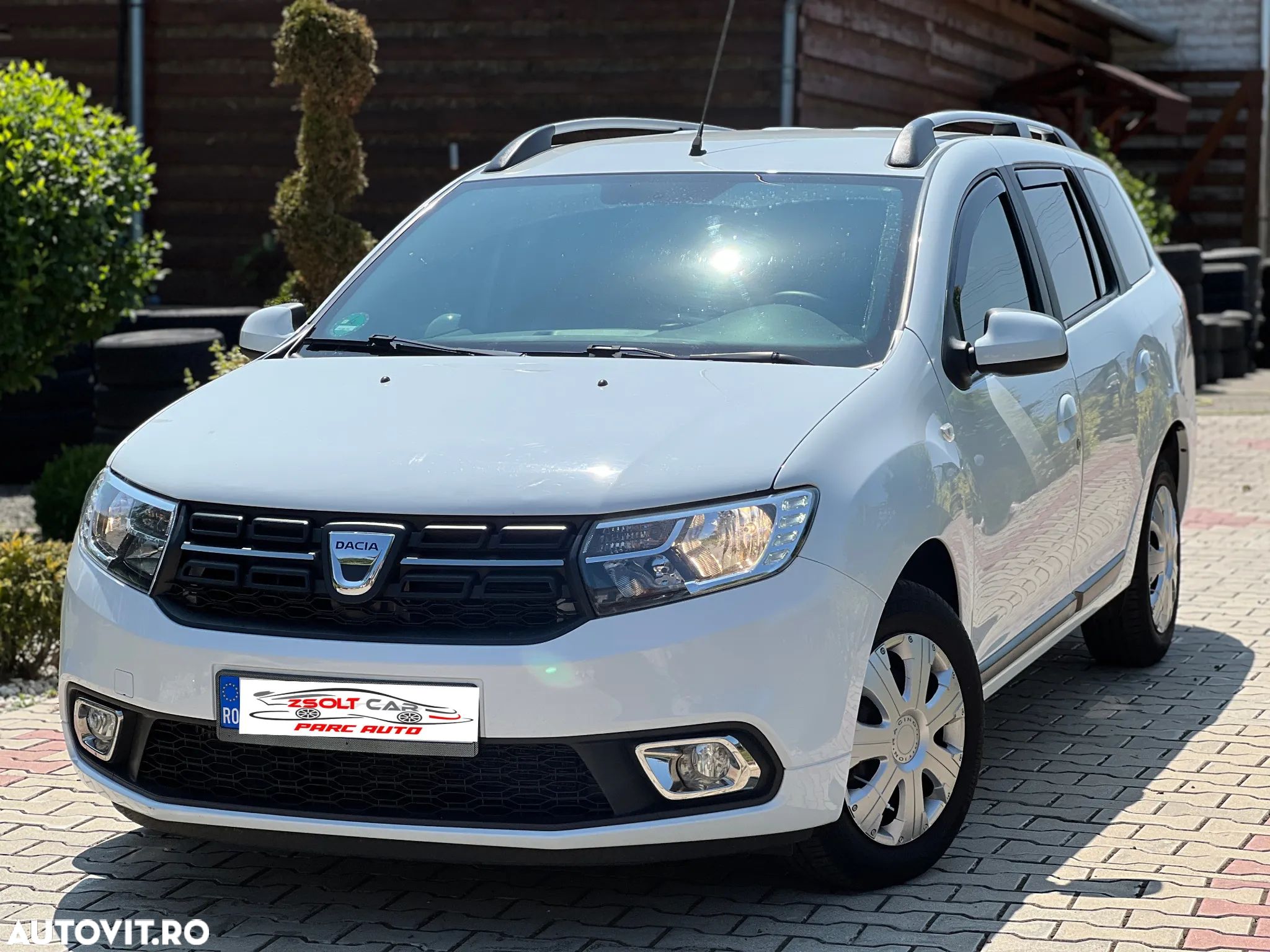 Dacia Logan MCV 1.5 dCi 90 CP Laureate - 1