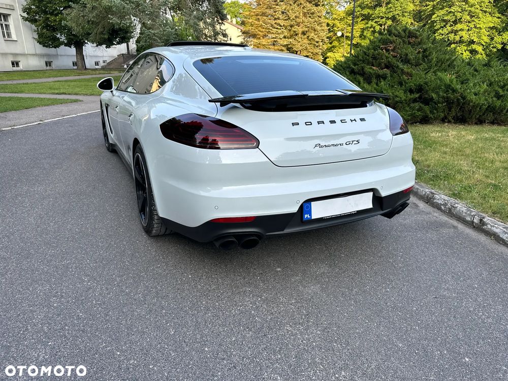 Porsche Panamera GTS PDK - 7