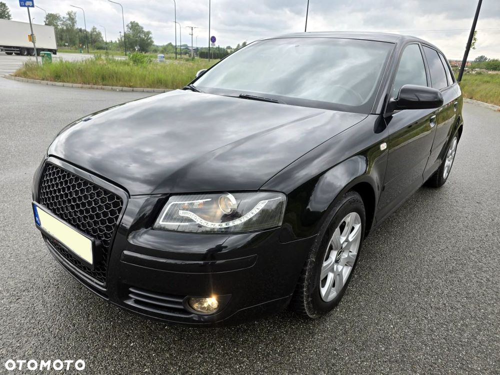 Audi A3 Sportback 2.0 TDI DPF S tronic S line Sportpaket (plus) - 31