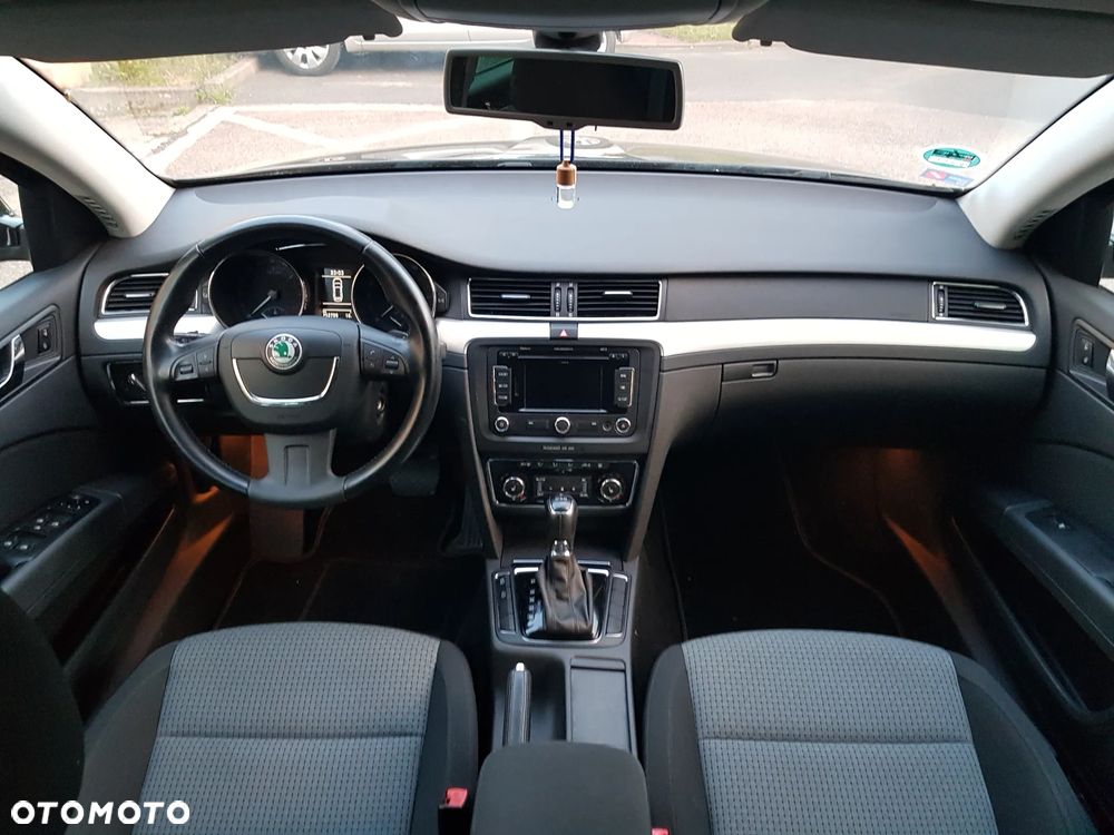 Skoda Superb 2.0 TDI Business DSG - 7