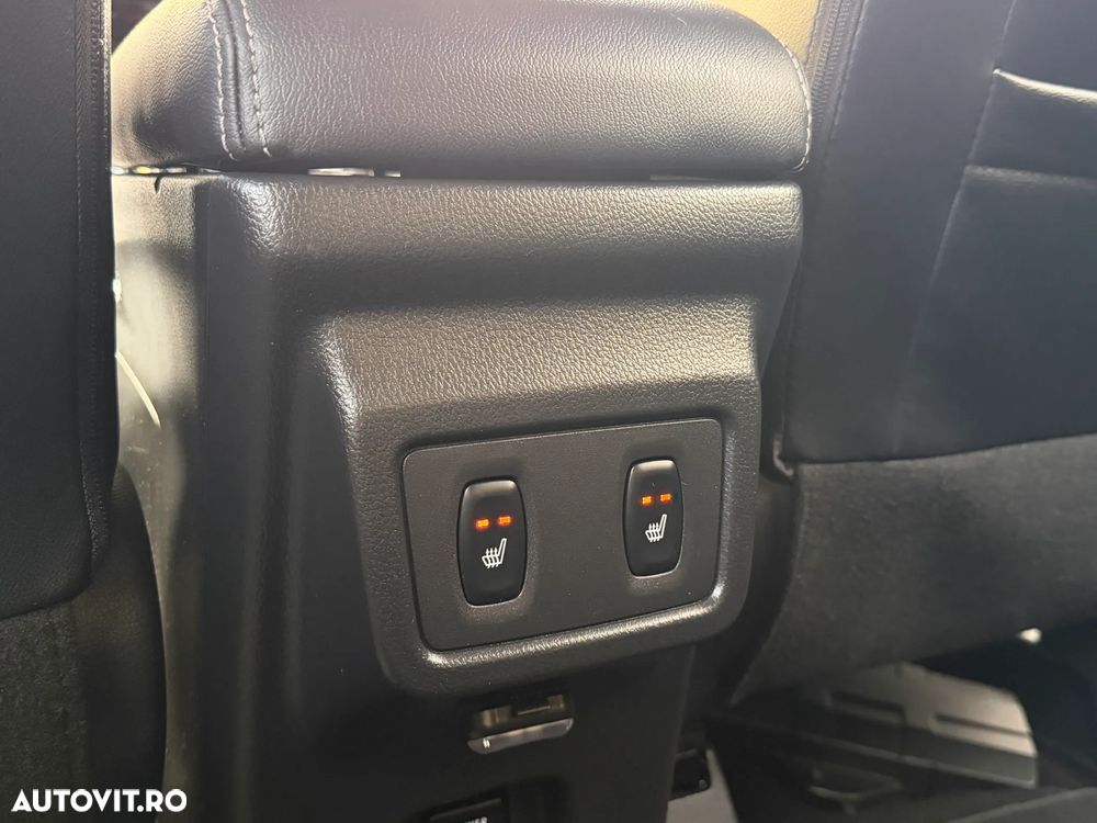 Mitsubishi Eclipse-Cross 4WD Select Black - 17
