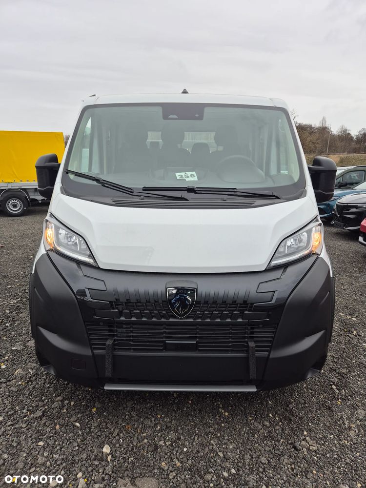 Peugeot Boxer Podwójna Kabina DOKA 7miesjc 2.2 140KM Skrzynia 2.9 x 2.1 + HAK - 4