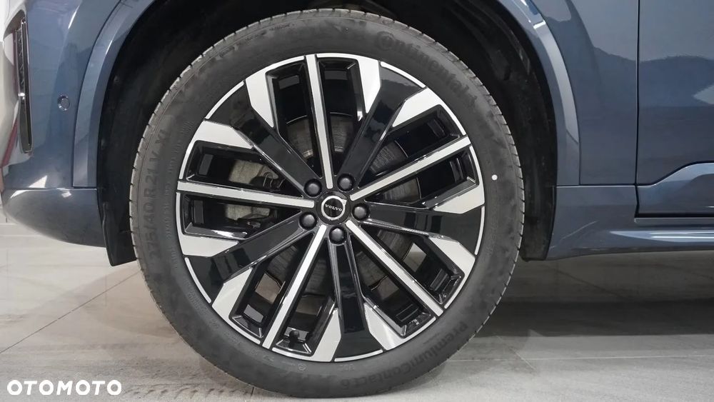 Volvo XC 90 T8 AWD Plug-In Hybrid Plus Dark 7os - 11