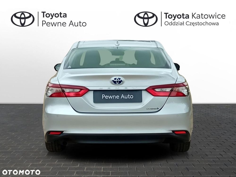 Toyota Camry 2.5 Hybrid Comfort CVT - 4