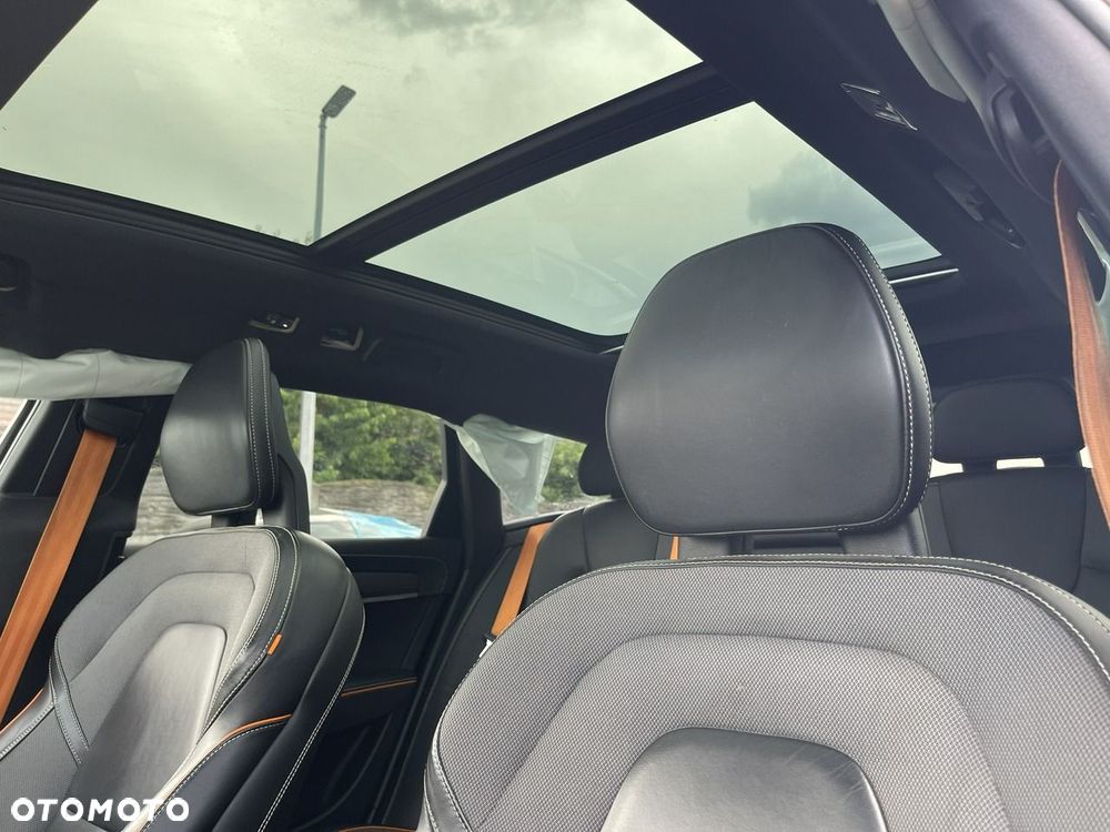 Volvo V90 Cross Country D5 AWD Ocean Race - 20
