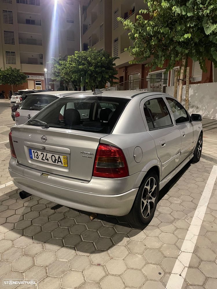 Opel Astra 2.0 DTi Elegance - 3