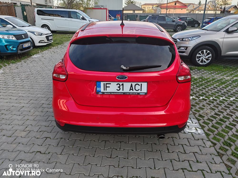 Ford Focus 1.5 EcoBoost Titanium - 13