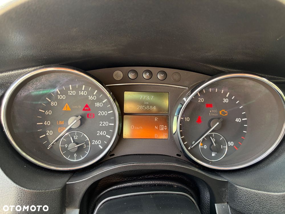 Mercedes-Benz Klasa R 320 CDI 4-Matic - 11