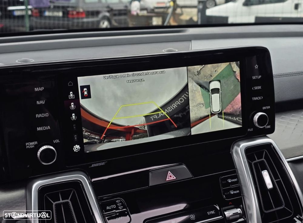 Kia Sorento 1.6 T-GDI HEV Concept - 12