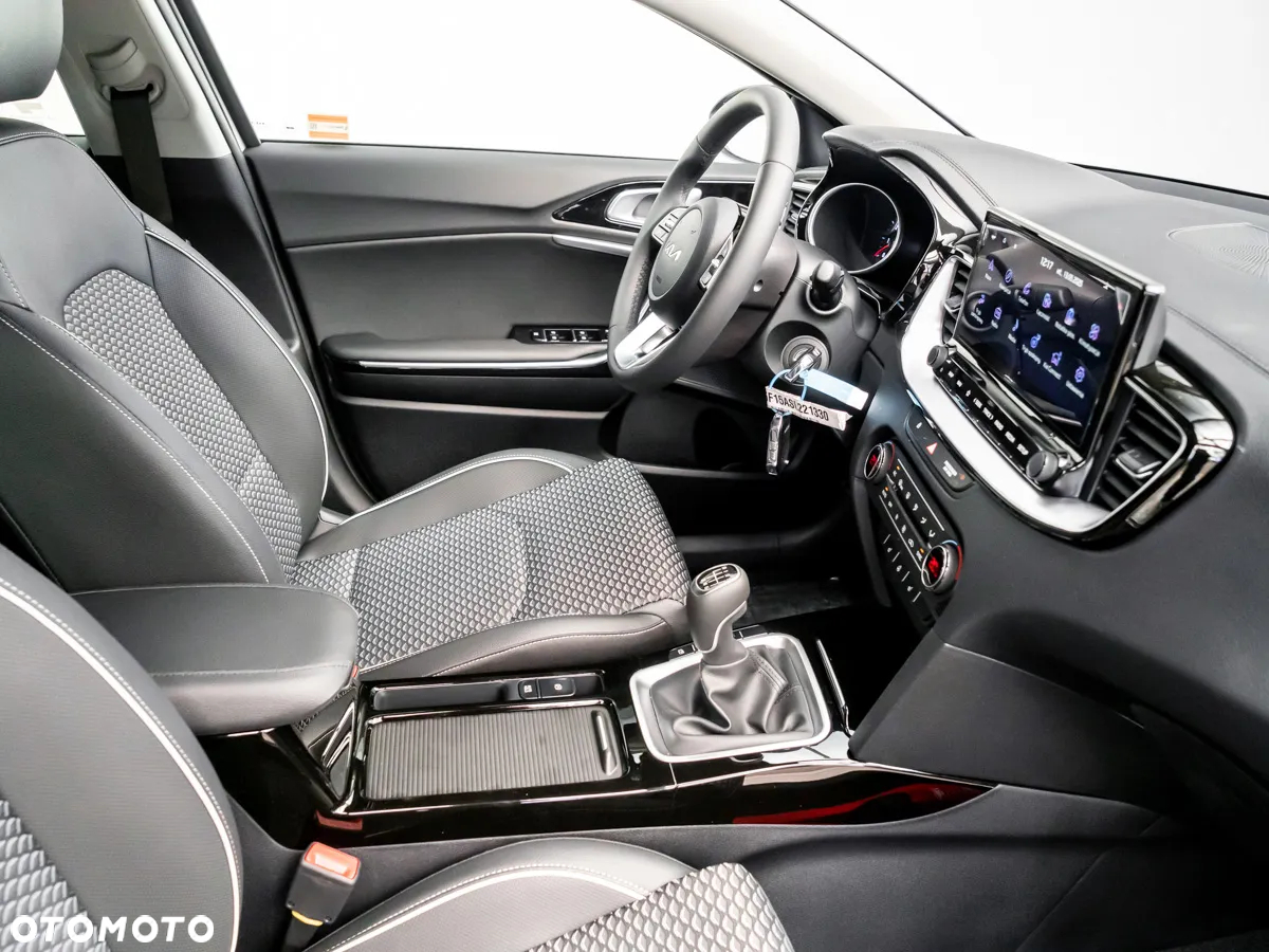 Kia XCeed 1.5 T-GDI L - 15