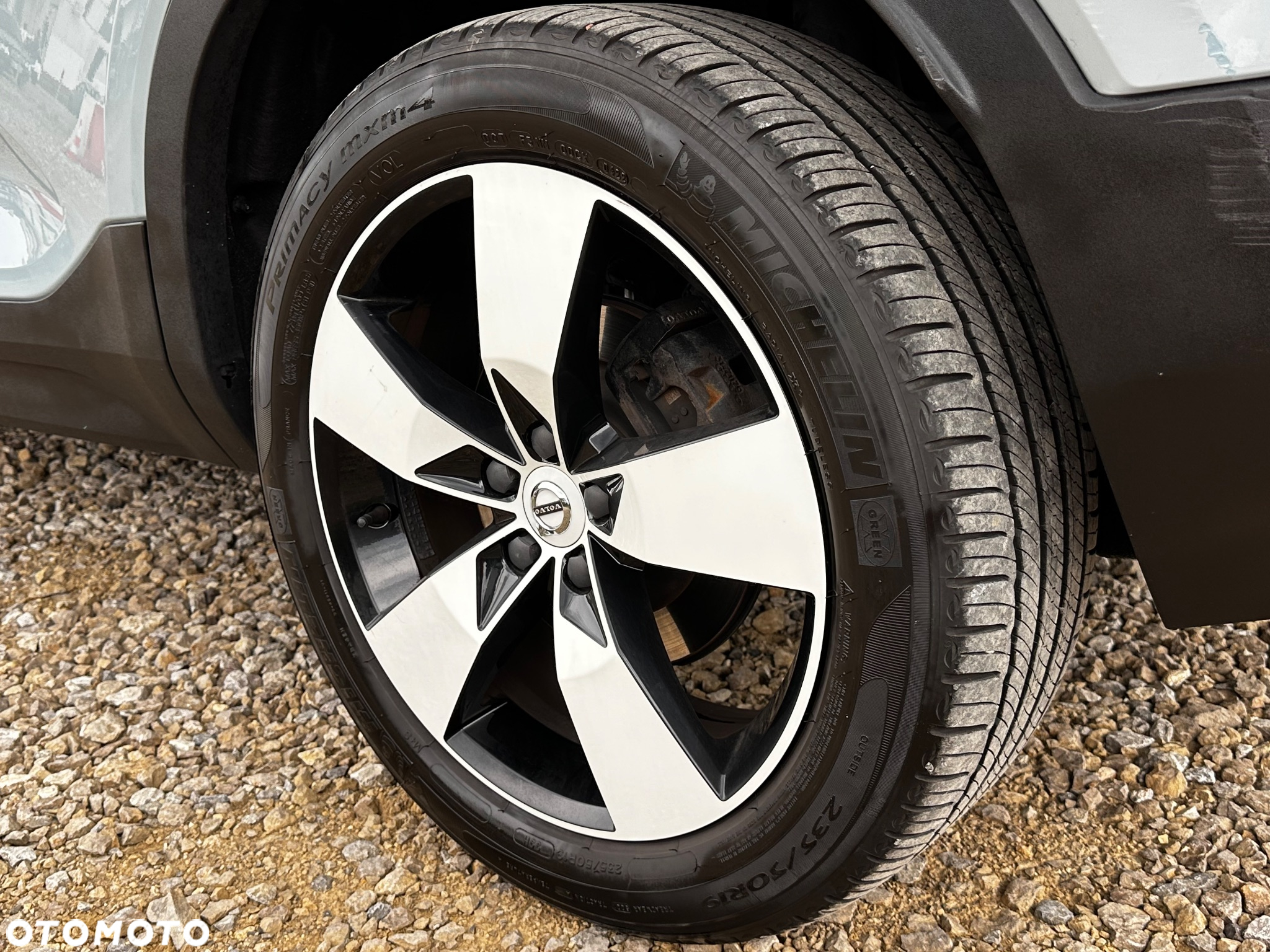 Volvo XC 40 - 23