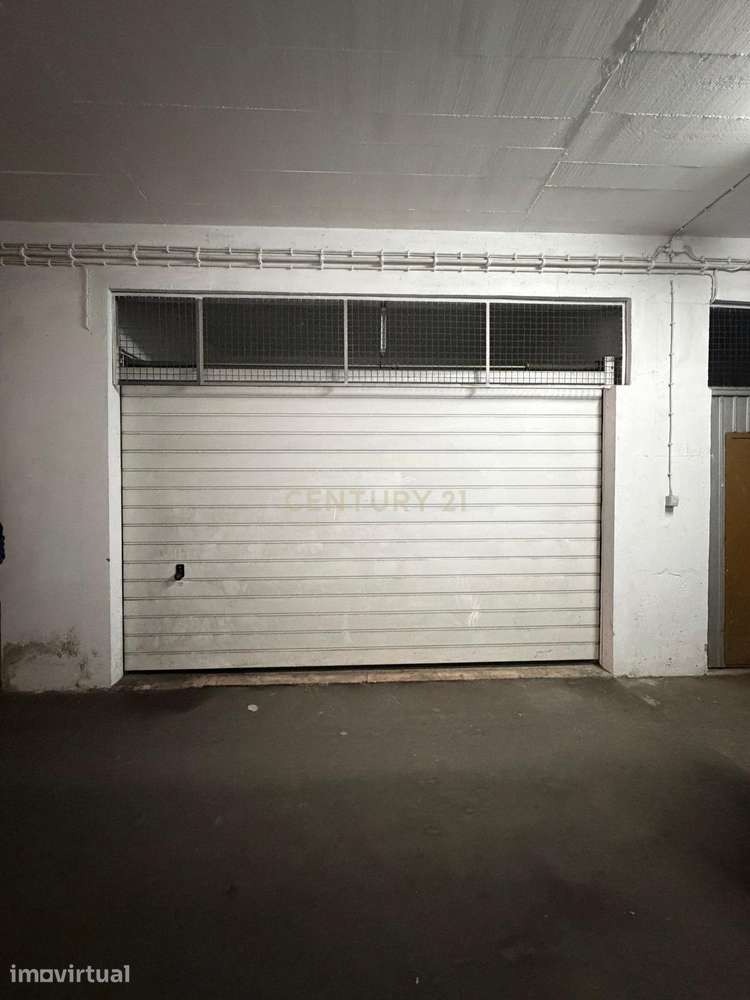 Garagem localizada em Agualva-Cacém, Sintra - Grande imagem: 4/10