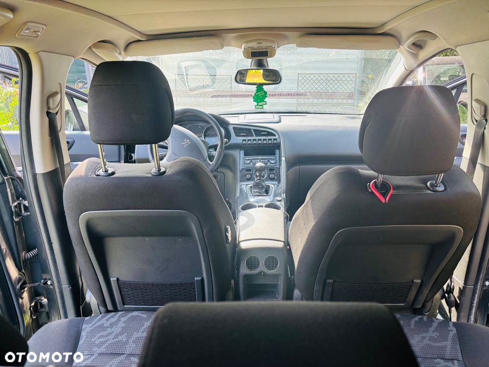 Peugeot 3008 2.0 HDi Allure - 8