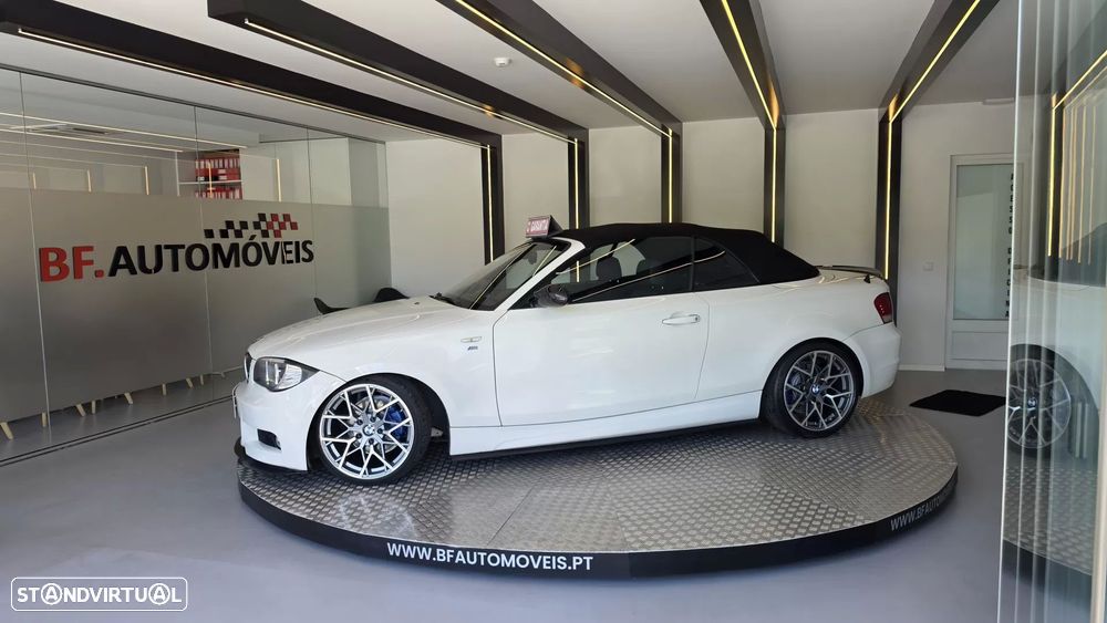 BMW 118 d Limited Edition Lifestyle c/ M Sport Pack - 14