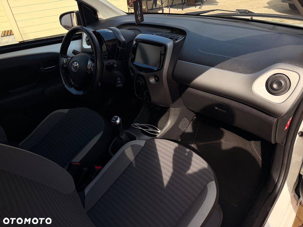 Toyota Aygo 1.0 VVT-i Color Edition - 18
