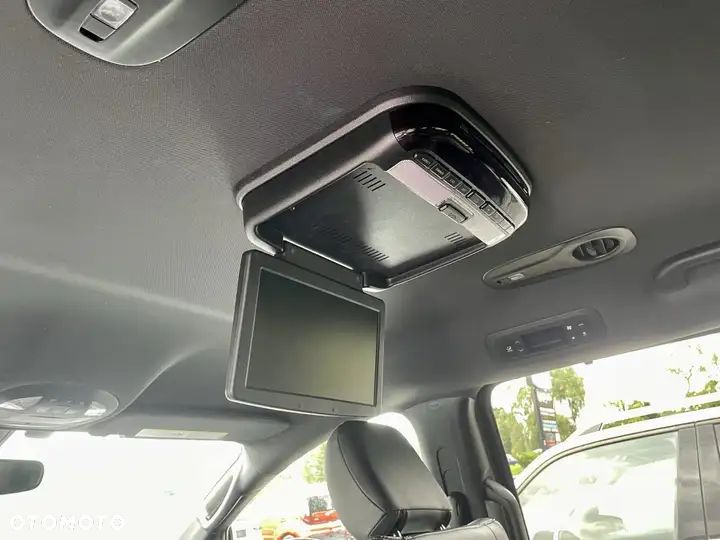 Chrysler Pacifica - 14
