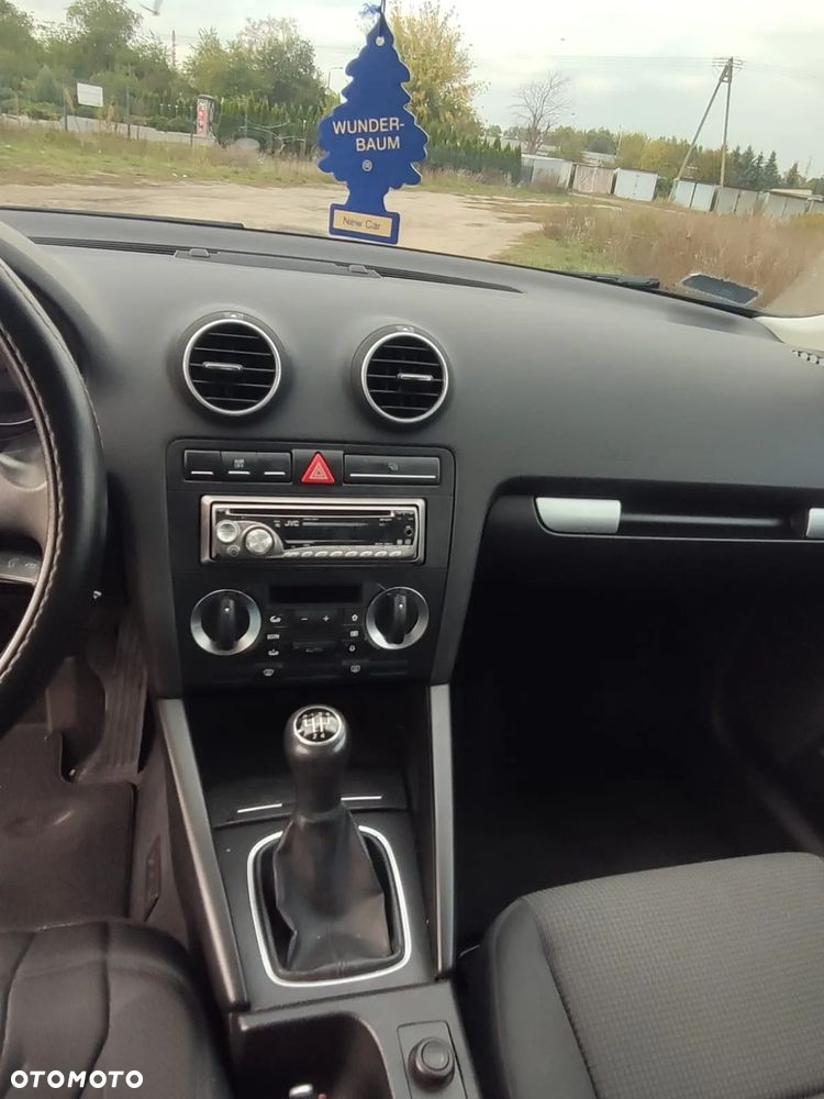 Audi A3 1.6 Ambition - 12