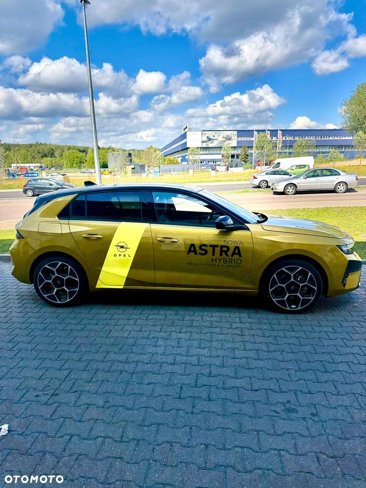 Opel Astra 1.2 T mHEV Ultimate eDTC - 3