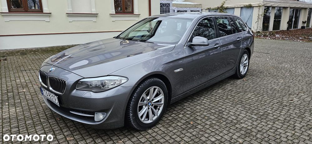 BMW Seria 5 520d xDrive Luxury Line - 2