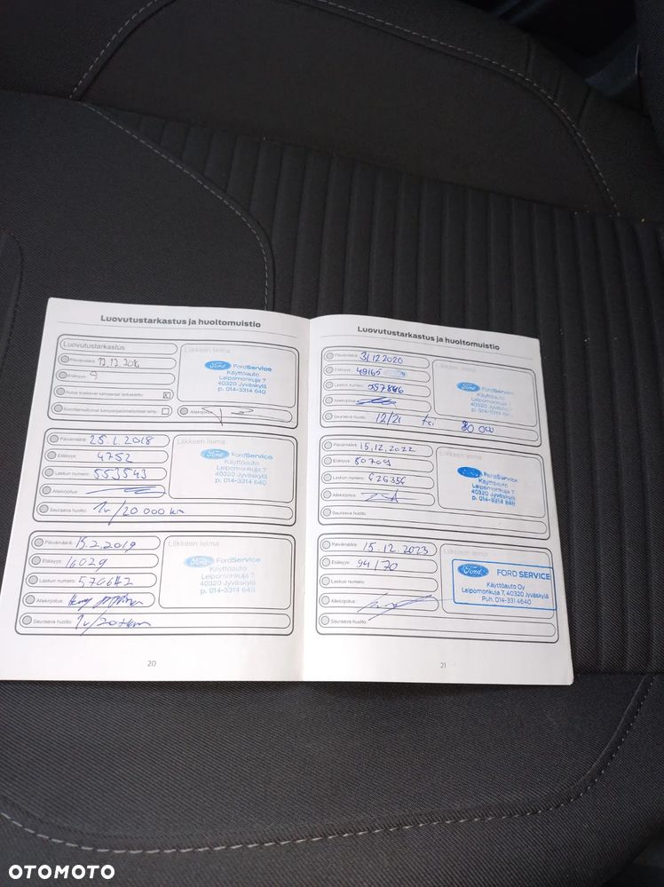 Ford Focus 1.0 EcoBoost Titanium - 24