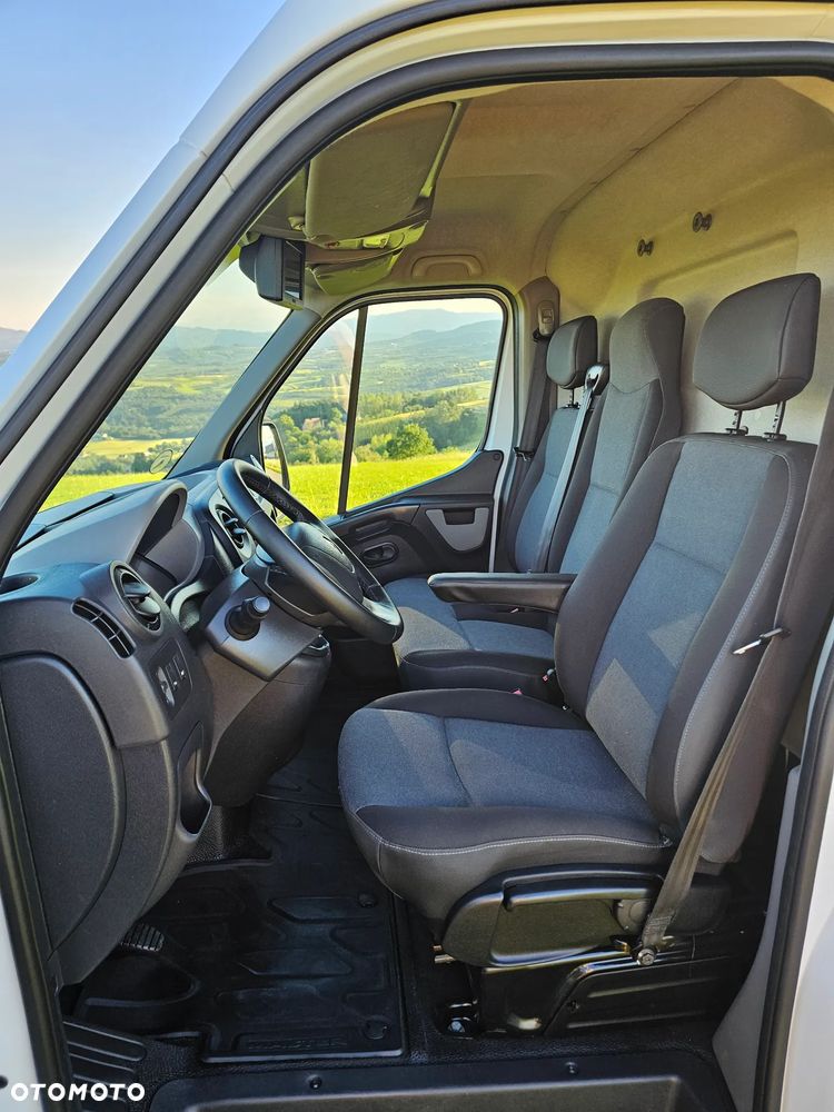 Renault Master - 18