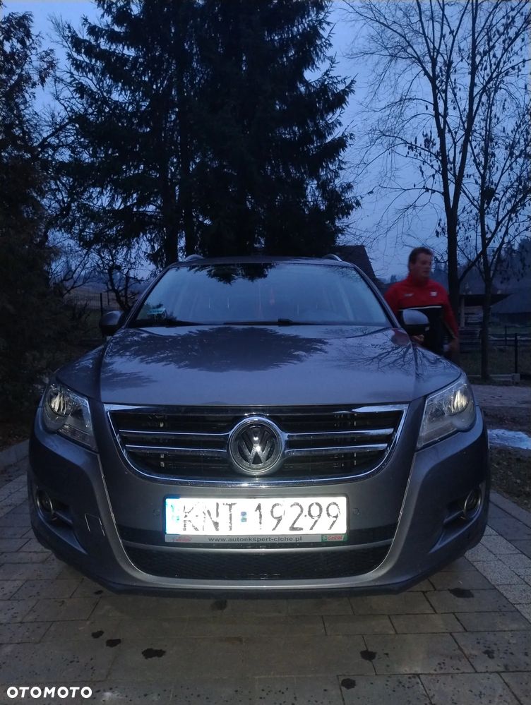 Volkswagen Tiguan - 11