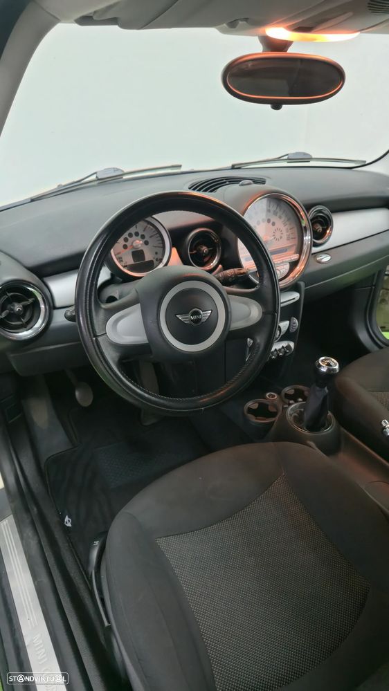 MINI 3 Portas Cooper D - 7