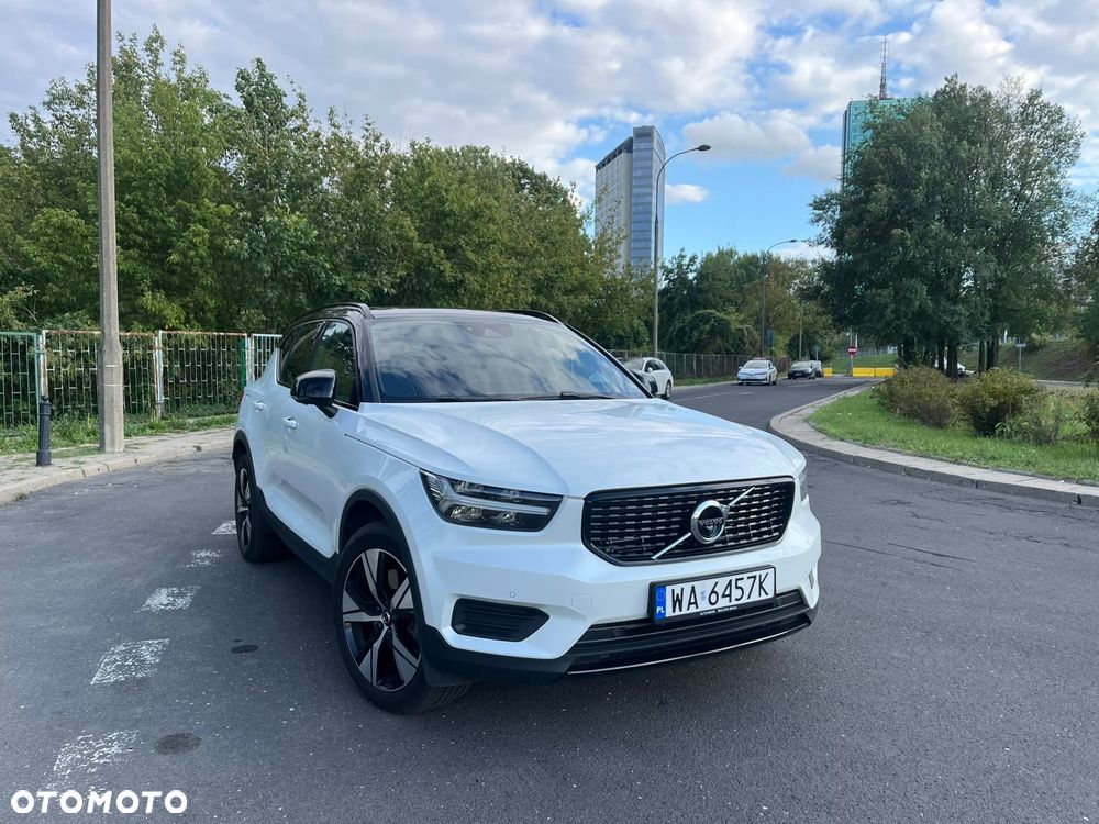 Volvo XC 40 T5 AWD R-Design - 3