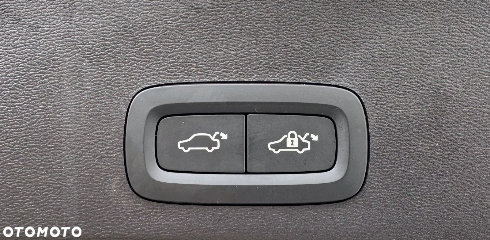 Volvo XC 40 - 33