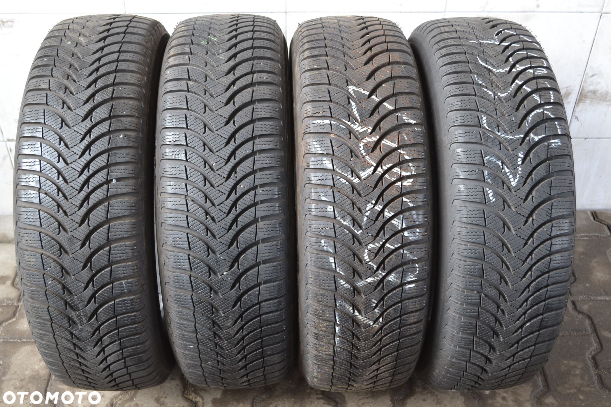 215/60R17 96H MICHELIN ALPIN A4 x4szt 4939z - 1