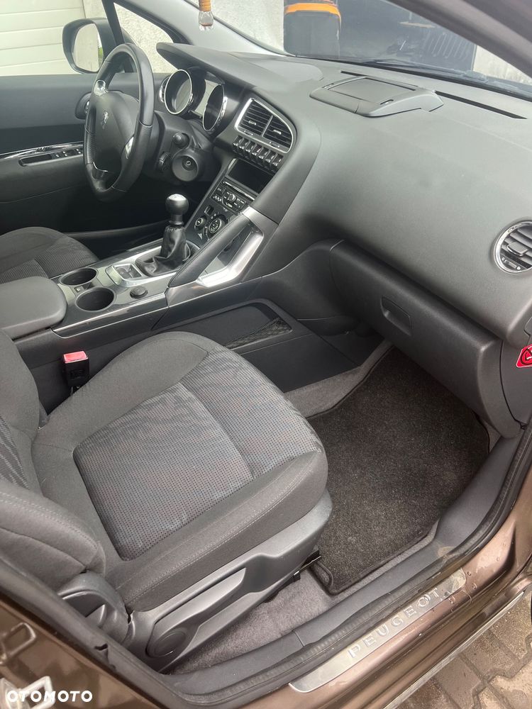 Peugeot 3008 - 17