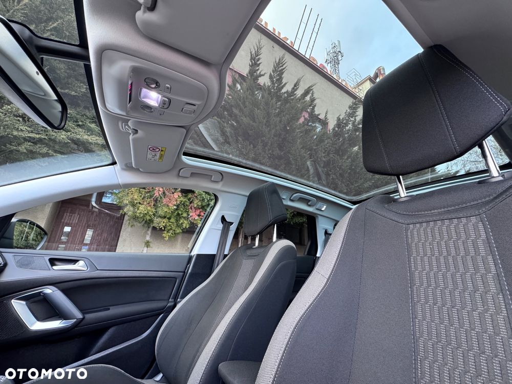 Peugeot 308 PureTech 130 GPF Stop & Start Style - 13