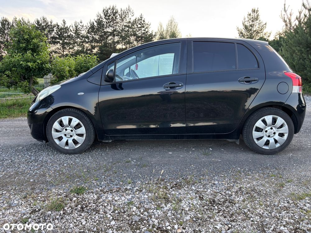 Toyota Yaris - 5
