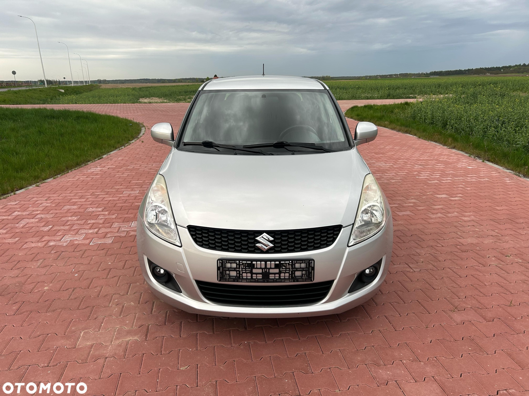 Suzuki Swift - 4