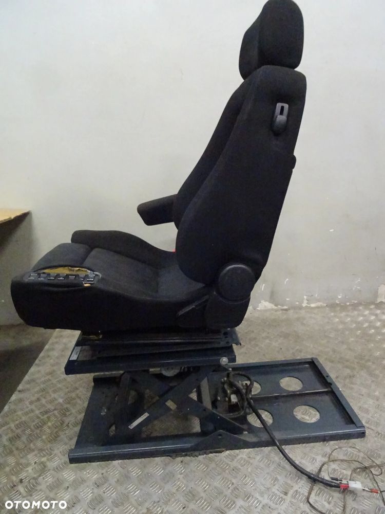 FOTEL LEWY DLA NIEPEŁNOSPRAWNEGO RECARO MERCEDES VITO VIANO W639 NR138 - 14