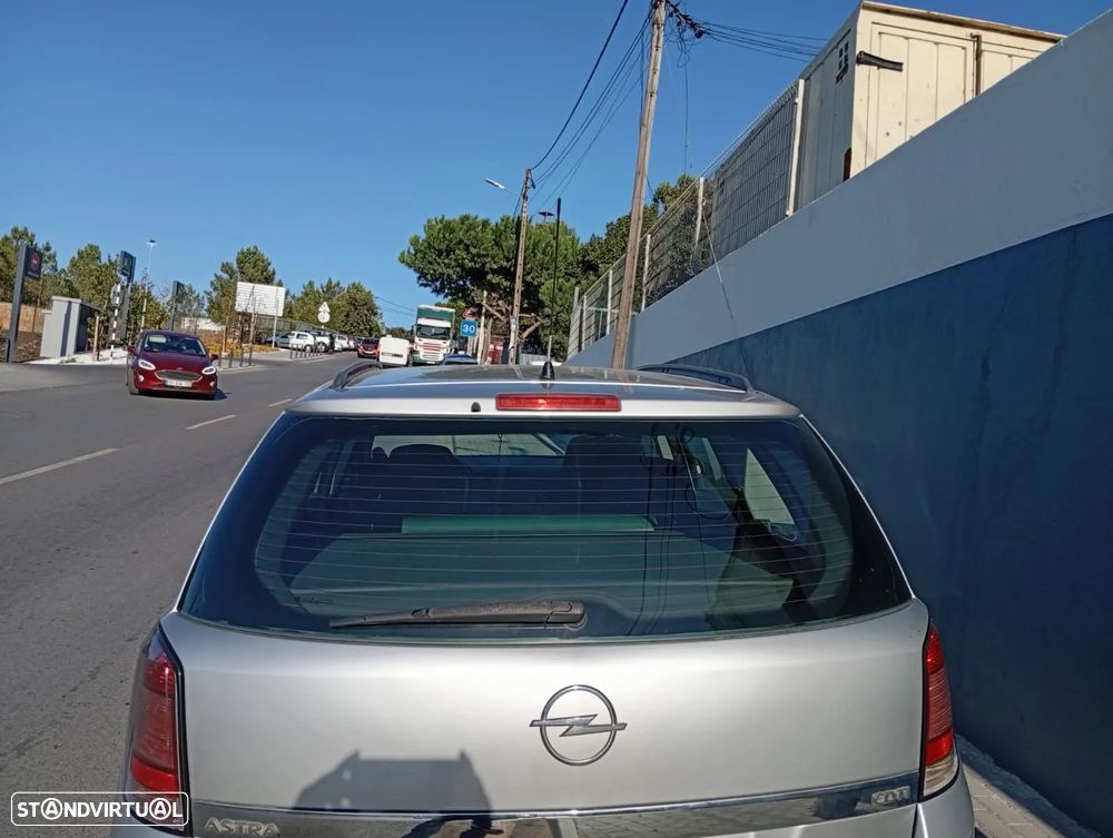 Opel Astra Caravan - 5