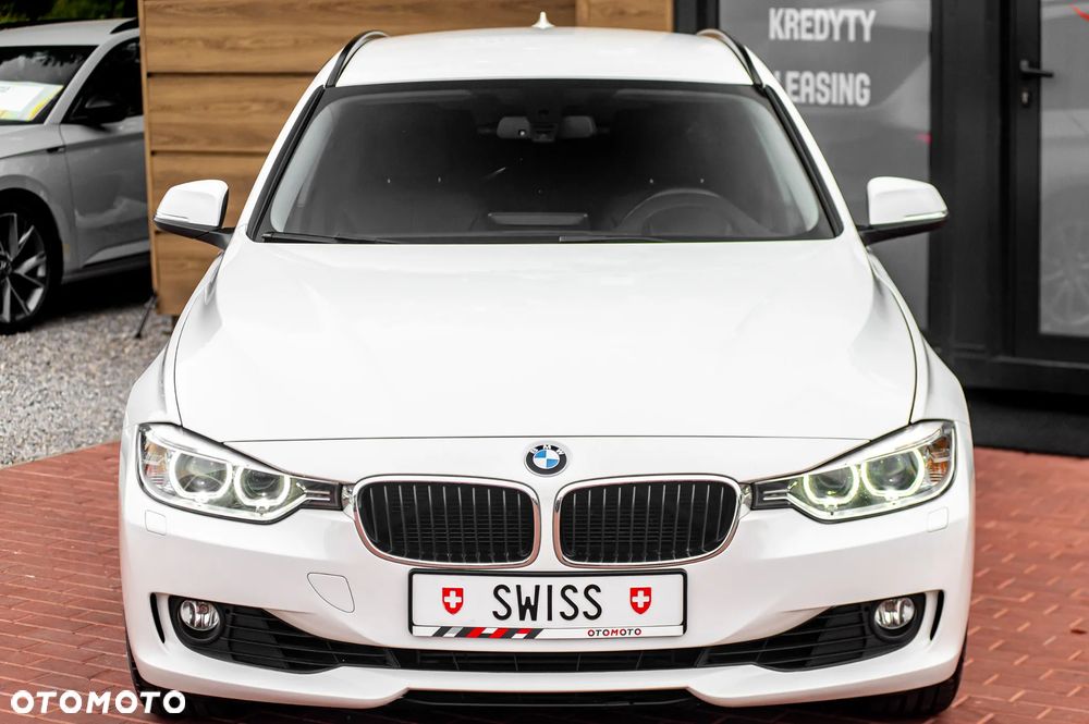 BMW Seria 3 320i Modern Line - 5
