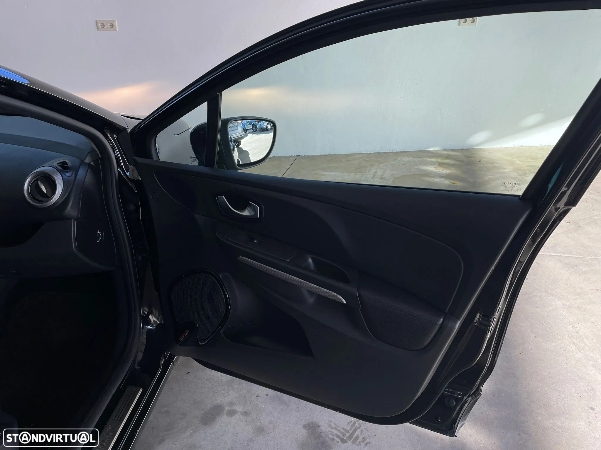 Renault Clio 1.2 TCE GT EDC - 25