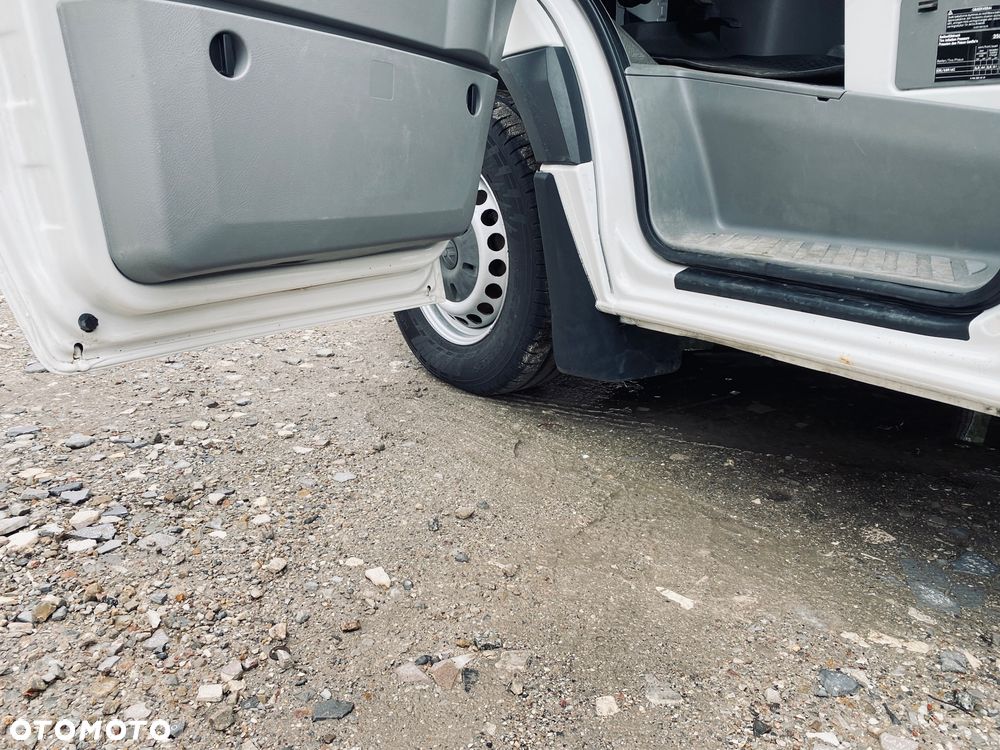 Volkswagen CRAFTER - 10