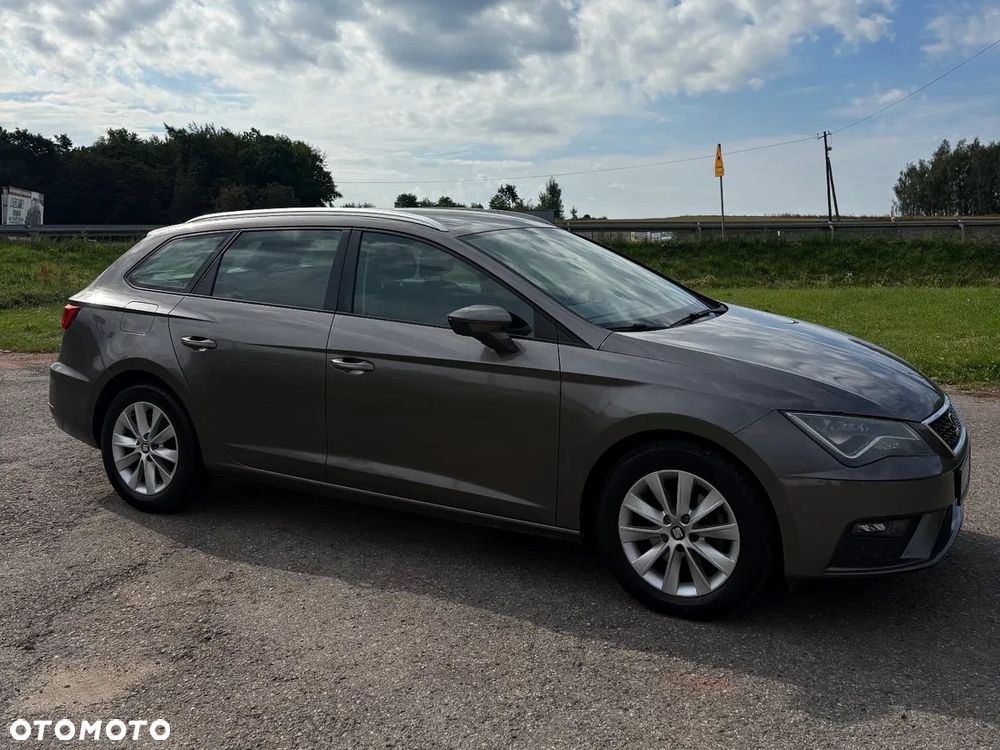 Seat Leon Sportstourer 1.6 TDI Style S&S DSG - 2