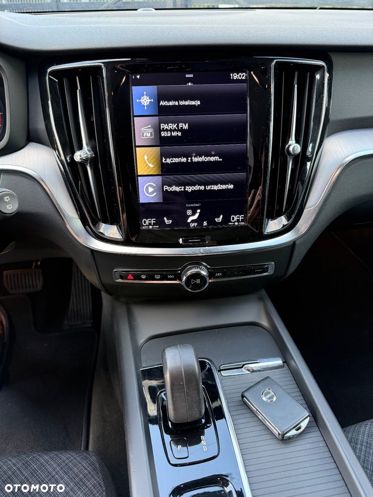 Volvo V60 D4 Momentum - 13