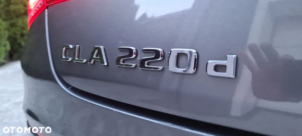 Mercedes-Benz CLA 220 d Edition 1 8G-DCT - 9