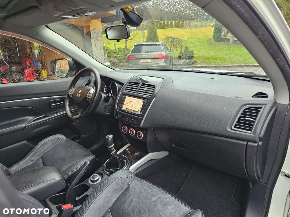 Mitsubishi ASX 1.8 DID Instyle NAVI 4WD AS&G - 28