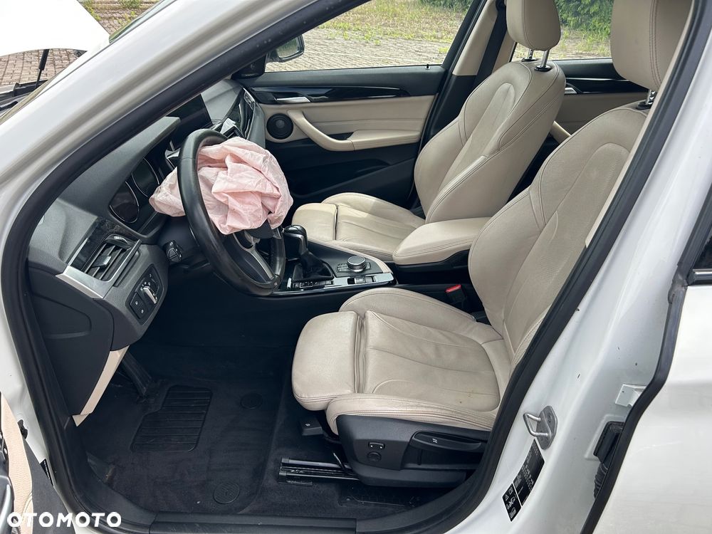 BMW X1 xDrive25d xLine - 11