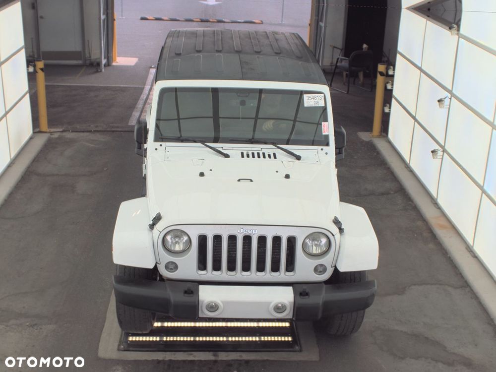 Jeep Wrangler - 3