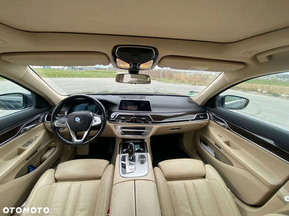 BMW Seria 7 730d - 13